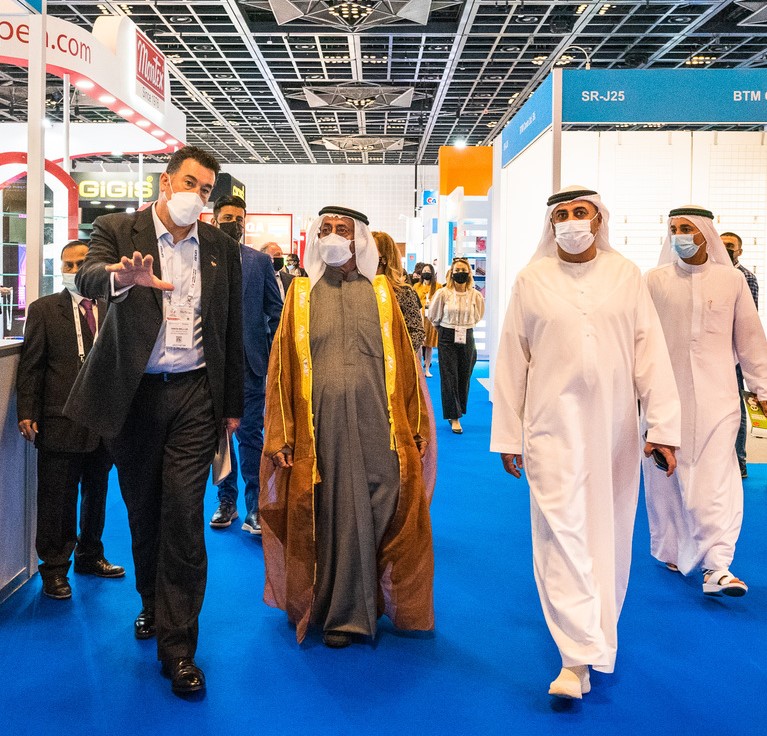 H.H. Sheikh Hasher bin Maktoum Al Maktoum opens Paperworld Middle East